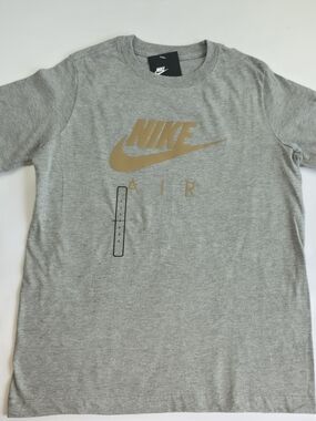 Nike Air Boys Large Graphic Tee Grey Gold Logo NWT